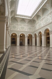 Baroque hall of the Szépművészeti Múzeum