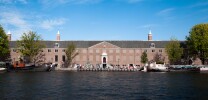 Hermitage_Amsterdam.jpg View of the Hermitage museum from the Amstel river.